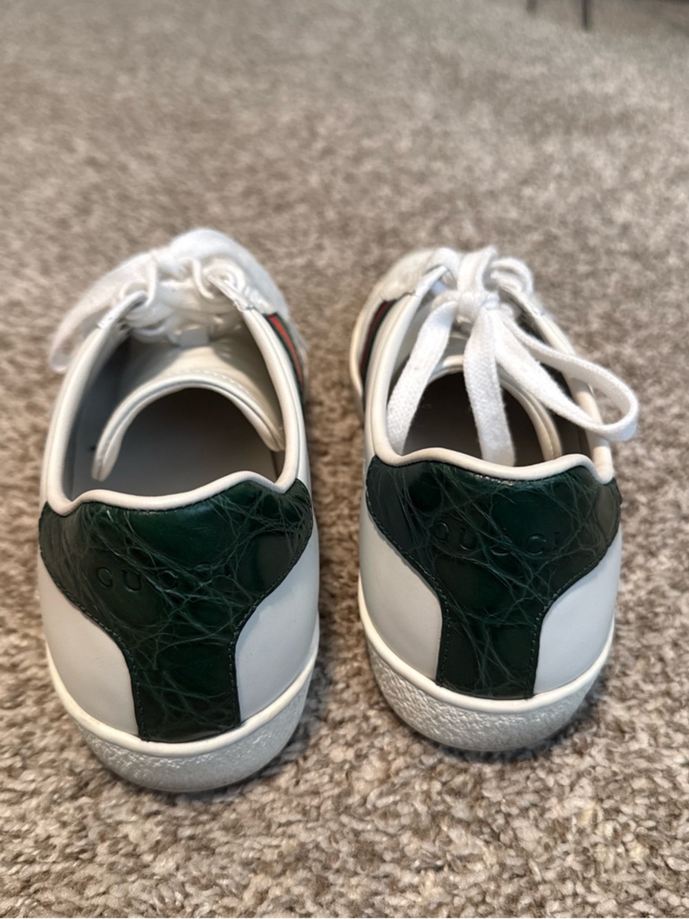 Authentic Gucci White Low-Top Leather Sneakers with Red & Green Stripe - Picture 3 of 7